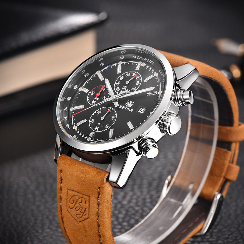 TOREVO Heritage Leather Watch — detail